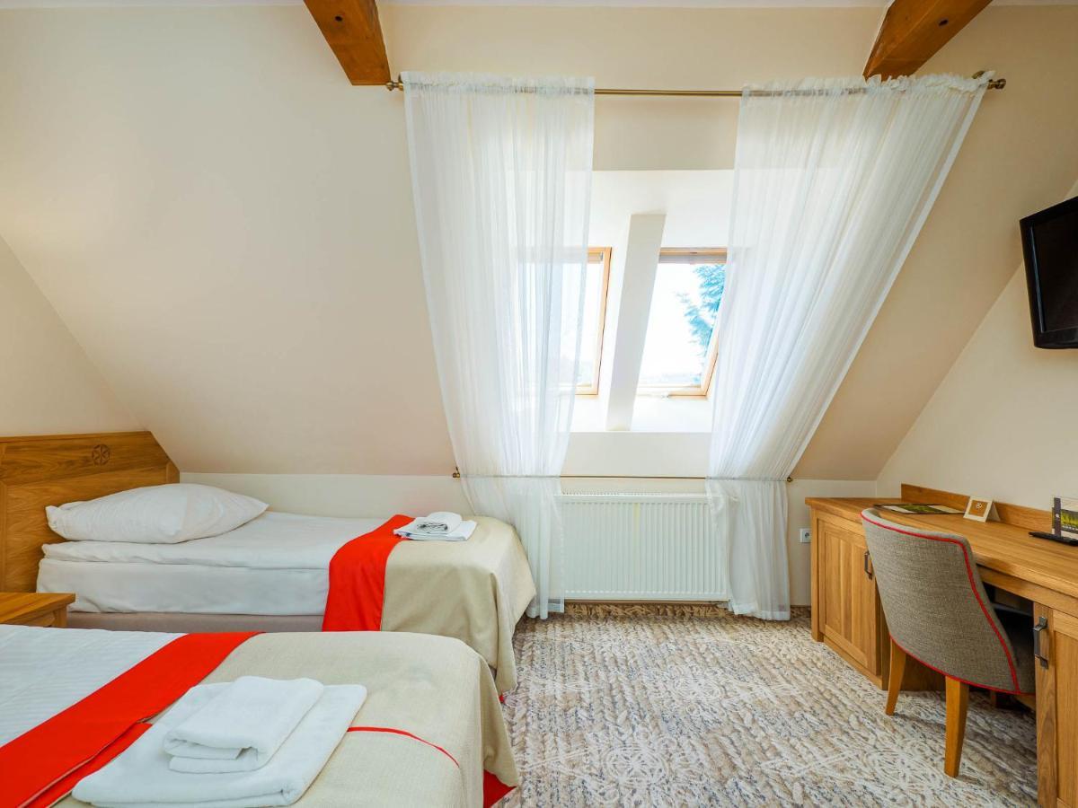 Sichlanski Dworek & Spa Мурзасичле Екстериор снимка