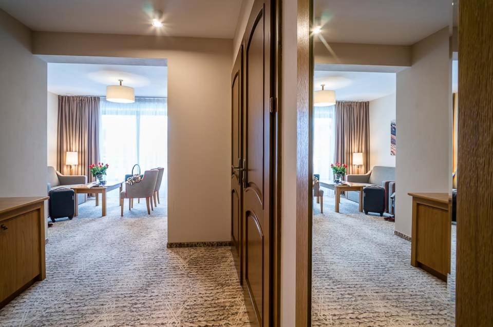 Sichlanski Dworek & Spa Мурзасичле Екстериор снимка