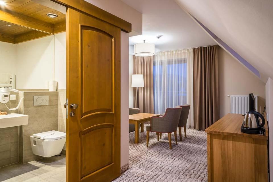 Sichlanski Dworek & Spa Мурзасичле Екстериор снимка