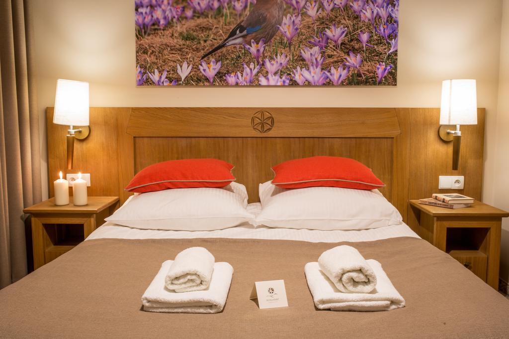 Sichlanski Dworek & Spa Мурзасичле Екстериор снимка